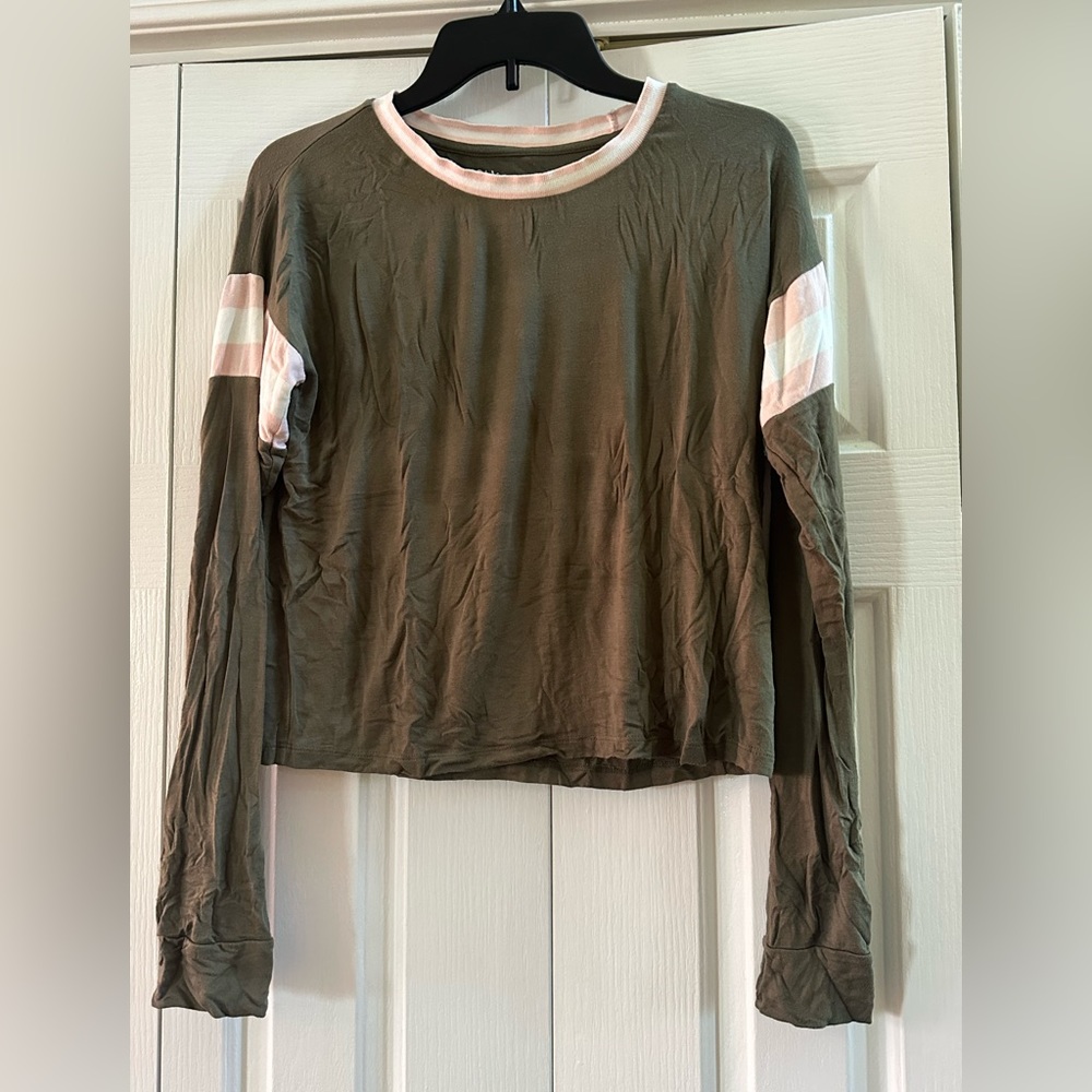 AERO Green/Pink Shirt